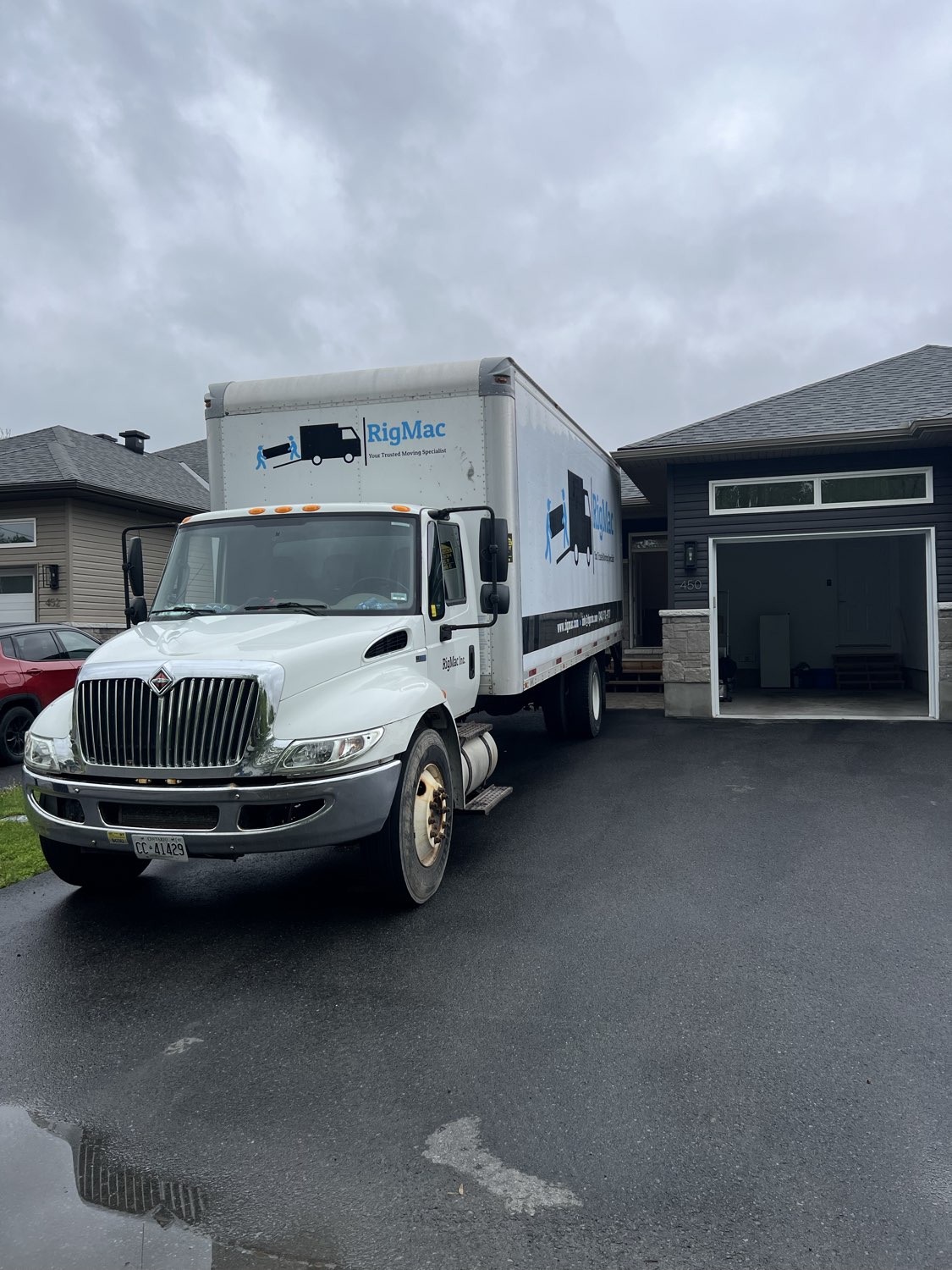 RigMac branded moving truck
